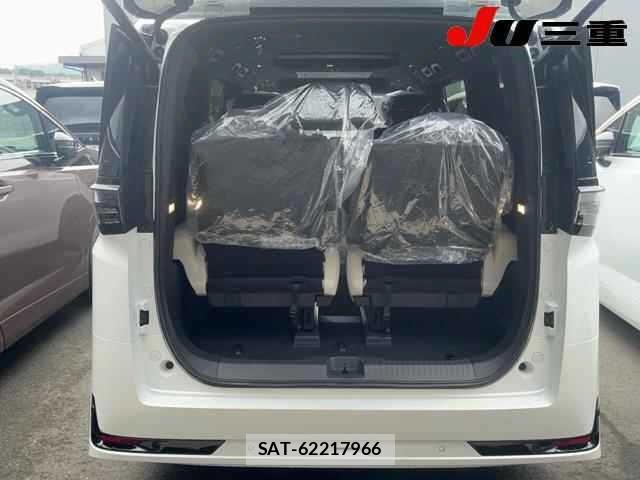 Nissan ELGRAND 2026 8908909-7