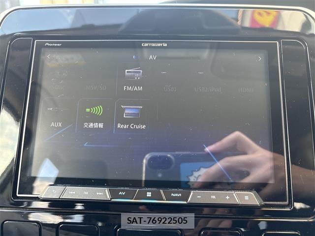 Nissan SERENA 2018 8927437-17