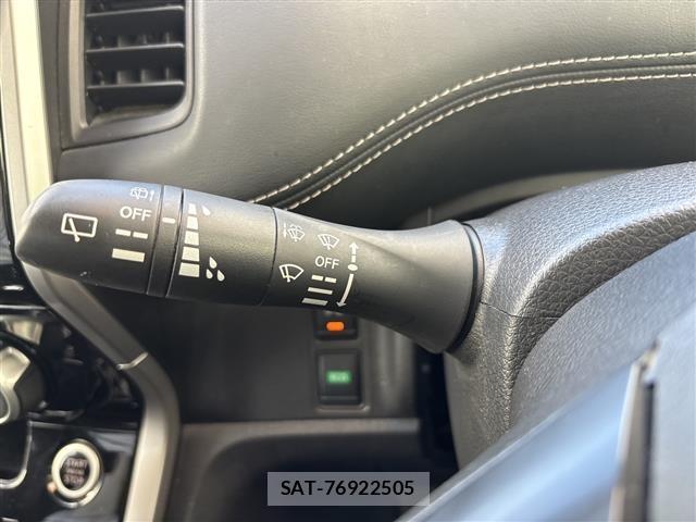 Nissan SERENA 2018 8927437-23