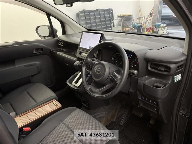 Toyota SIENTA 2023 8671773-1