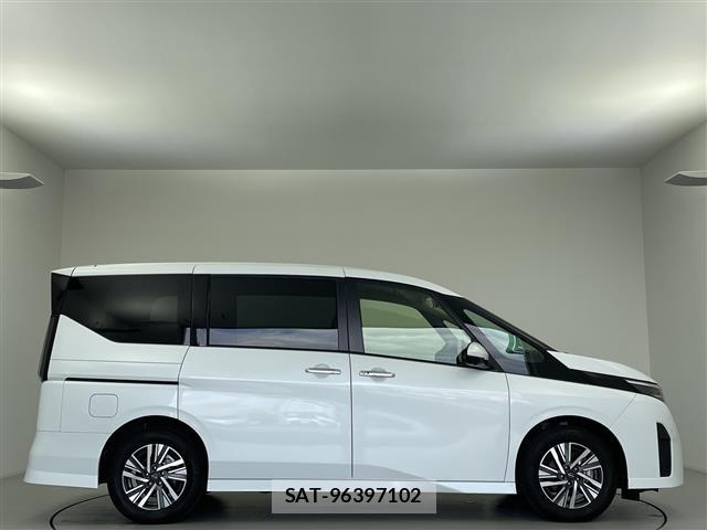Nissan SERENA 2024 8672045-13