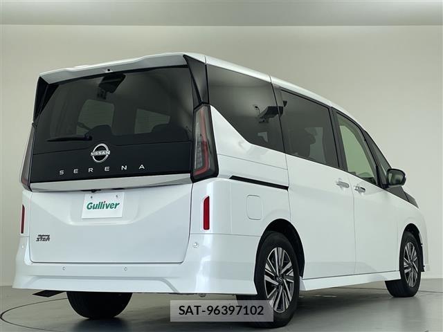 Nissan SERENA 2024 8672045-2
