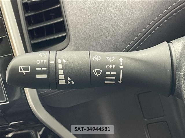 Nissan SERENA 2021 8927438-10
