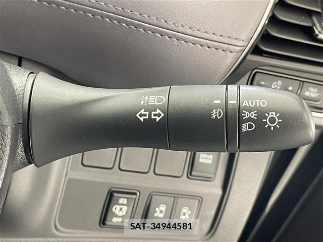 Nissan SERENA 2021 8927438-11