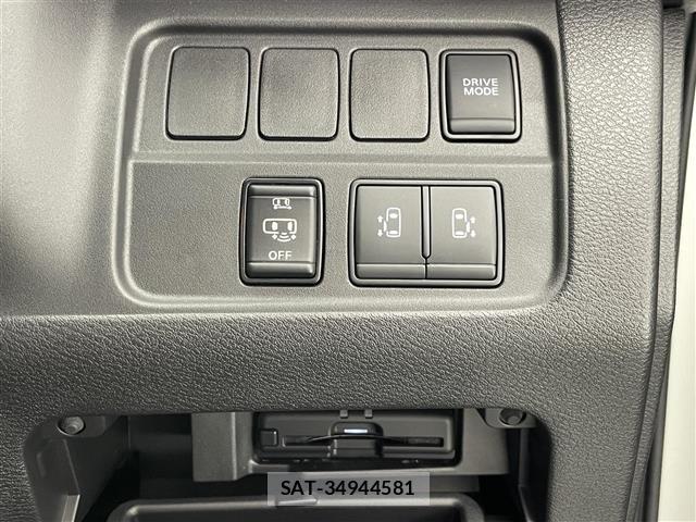 Nissan SERENA 2021 8927438-19