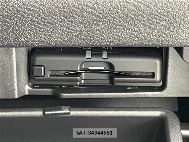 Nissan SERENA 2021 8927438-21
