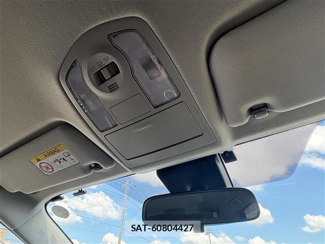 Toyota PRIUS 2019 8938655-4