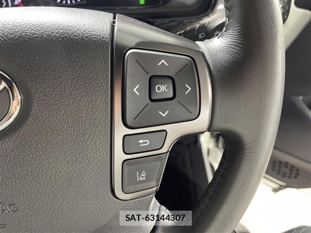 Toyota HIACE VAN 2025 8870296-1