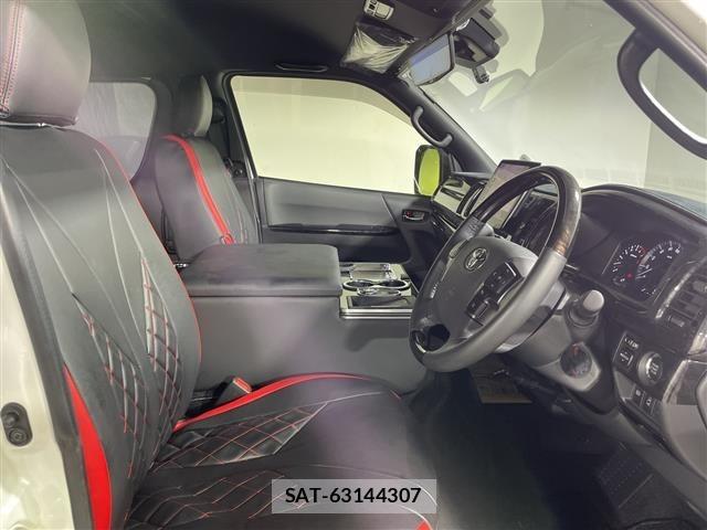 Toyota HIACE VAN 2025 8870296-2