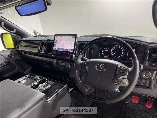 Toyota HIACE VAN 2025 8870296-4