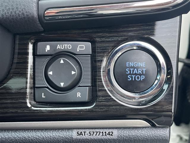 Toyota CROWN 2018 8937668-12