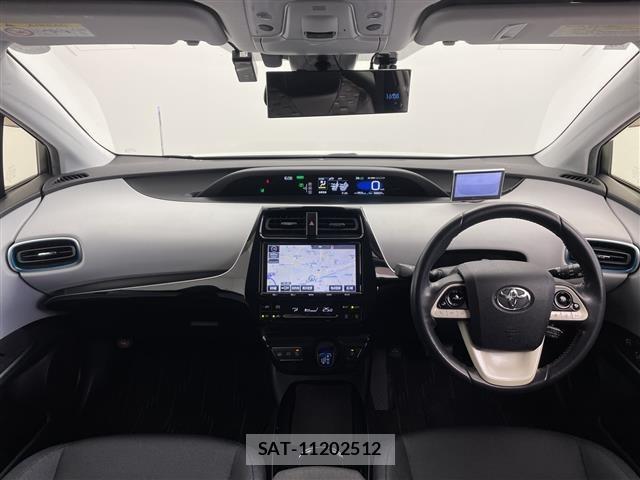 Toyota PRIUS PHV 2017 8915783-14