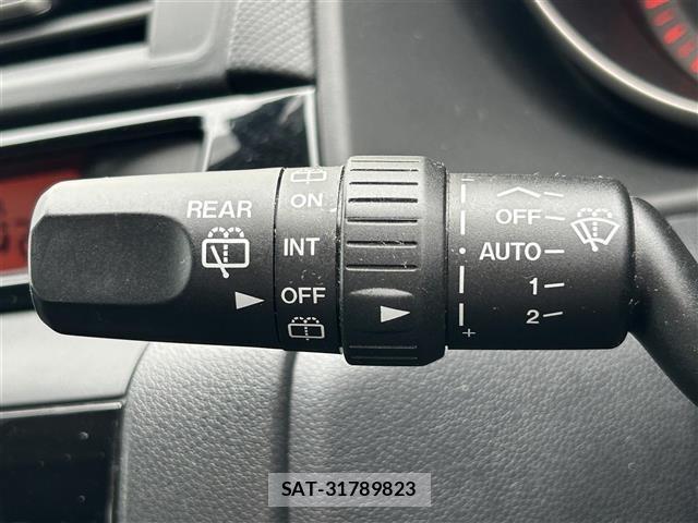 Mazda AXELA 2008 8911752-17