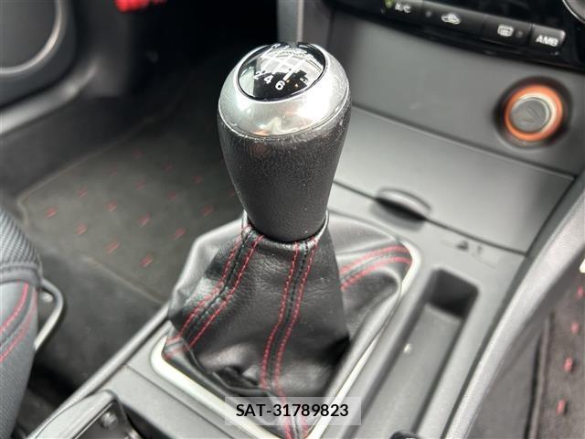 Mazda AXELA 2008 8911752-5