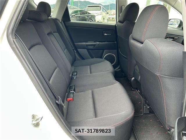 Mazda AXELA 2008 8911752-8