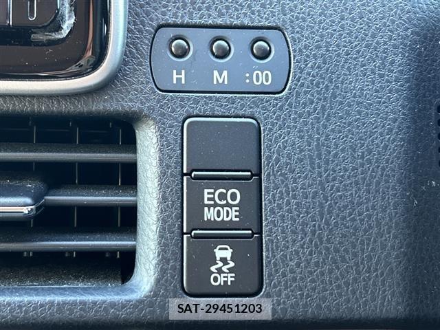Toyota ESQUIRE 2015 8908860-11