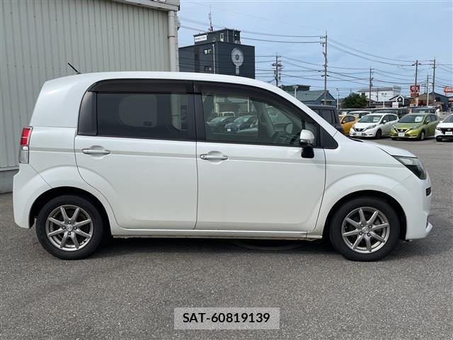 Toyota SPADE 2014 8692791-20