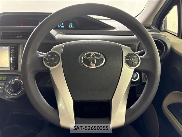 Toyota AQUA 2014 8705753-1