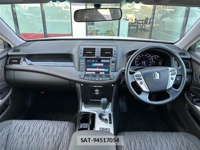 Toyota CROWN 2011 8937669-14