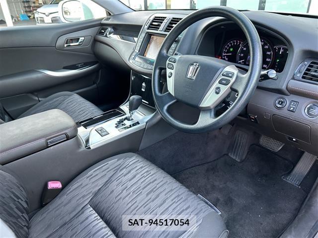 Toyota CROWN 2011 8937669-22