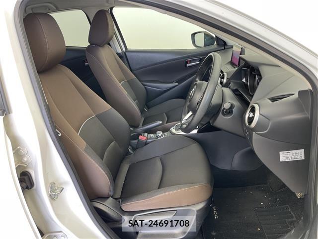 Mazda MAZDA2 2019 8910115-1