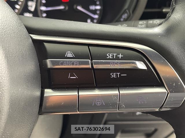Mazda MAZDA3 2019 8909339-11