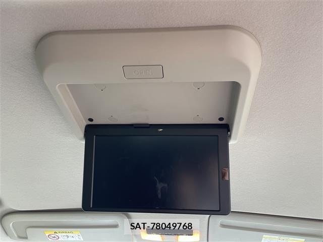 Nissan SERENA 2018 8927456-15