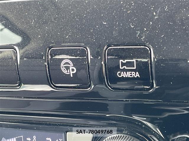 Nissan SERENA 2018 8927456-7