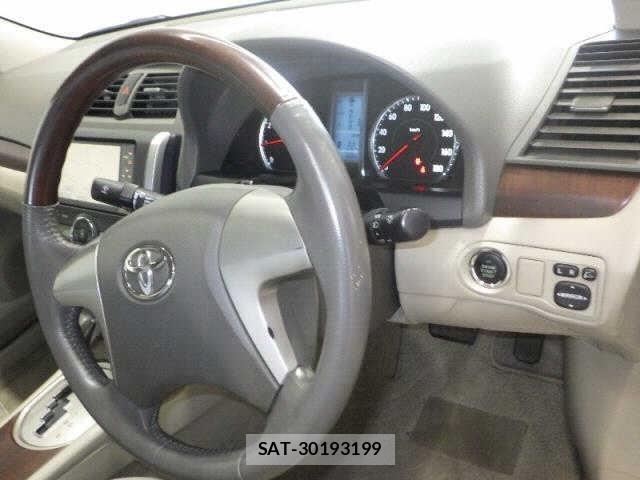 Toyota PREMIO 2010 8860616-7