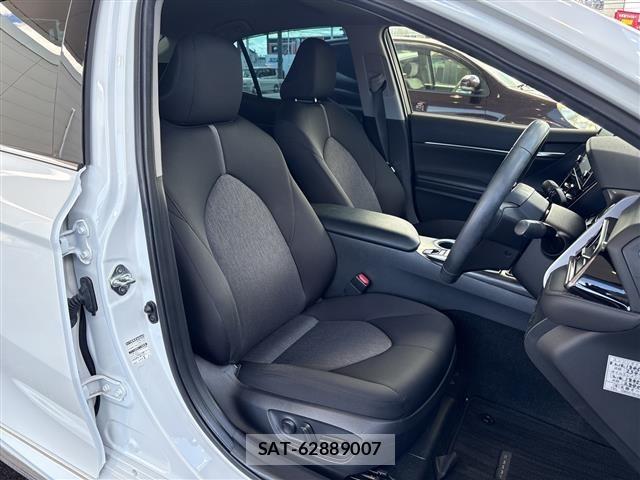 Toyota CAMRY 2023 8687706-2