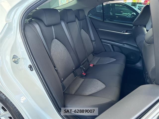 Toyota CAMRY 2023 8687706-4