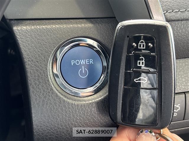 Toyota CAMRY 2023 8687706-5