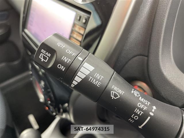 Nissan NOTE 2013 8912979-3