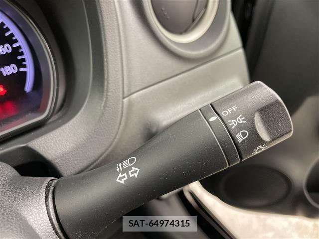 Nissan NOTE 2013 8912979-5