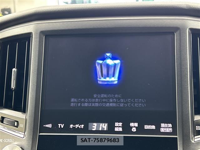 Toyota CROWN 2013 8937670-18