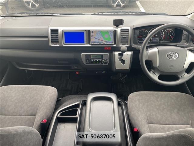 Toyota HIACE WAGON 2015 8915571-14