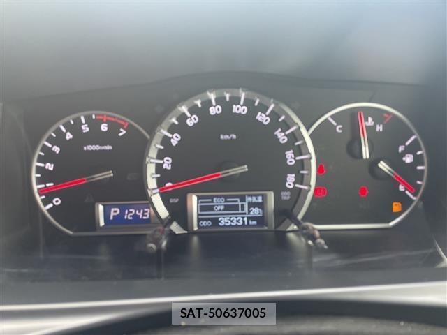 Toyota HIACE WAGON 2015 8915571-16