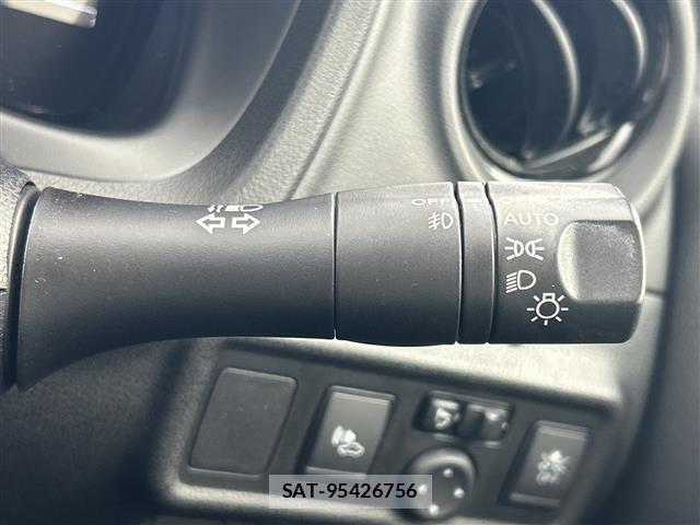 Nissan NOTE 2019 8912981-11