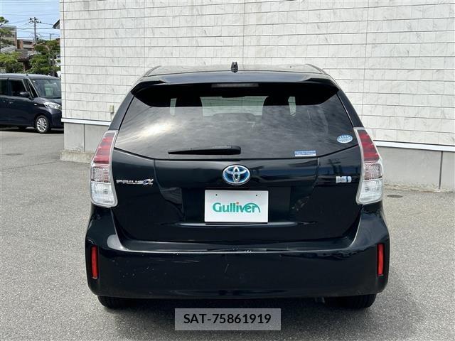 Toyota PRIUS 2015 8710283-16