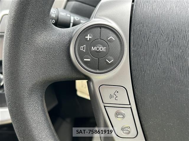 Toyota PRIUS 2015 8710283-2