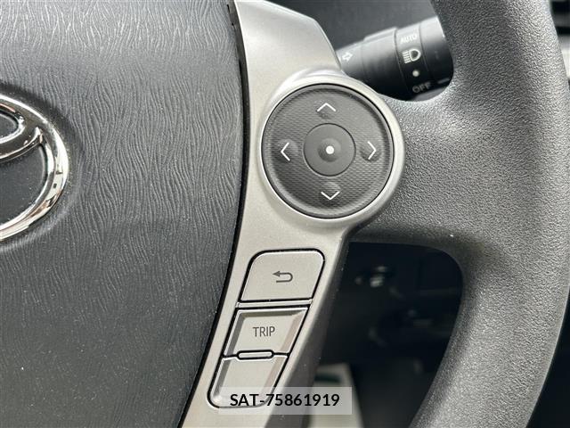 Toyota PRIUS 2015 8710283-4