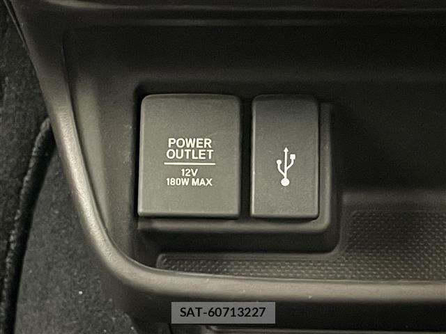Honda FREED 2022 8684668-10