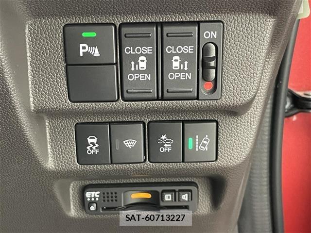 Honda FREED 2022 8684668-19