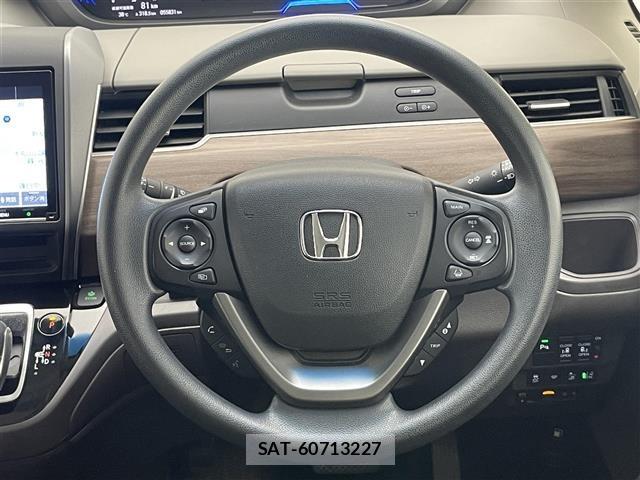 Honda FREED 2022 8684668-5