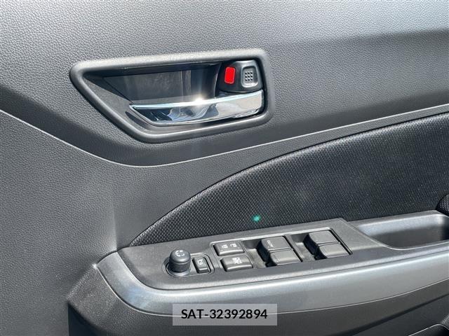 Suzuki SWIFT 2021 8692115-2