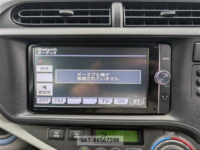 Toyota AQUA 2013 8705754-15