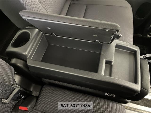 Nissan SERENA 2018 8927457-4