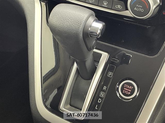 Nissan SERENA 2018 8927457-7