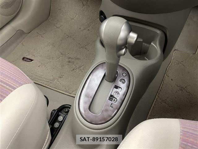 Nissan MARCH 2013 8915467-22