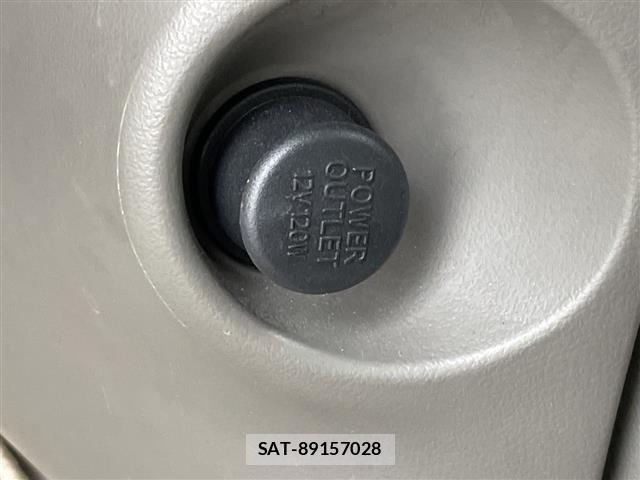 Nissan MARCH 2013 8915467-6